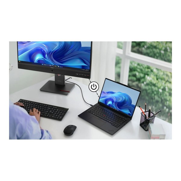 LENOVO ThinkVision T27QD-4v 27-palčni QHD IPS zaslon (16:9) z ločljivostjo 2560×1440, svetilnostjo 350 cd/m² in odzivnim časom 4 ms; priključki: 1× HDMI 2.1, 1× DP 1.4, 1× USB-C (48 Hz); pokriva 99% barvnega razpona sRGB, črna barva, 3-letna garancija.