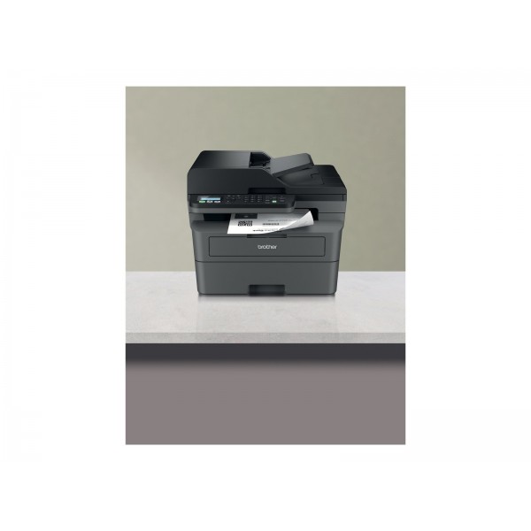 BROTHER MFCL2802DWYJ1 — večfunkcijski mono laserski tiskalnik; hitrost tiskanja 32 ppm, 128 MB pomnilnika, samodejno dvostransko tiskanje (duplex), 2-vrstični LCD zaslon, kaseta za 250 listov, vključen začetni toner za do 700 strani, povezljivost USB in L