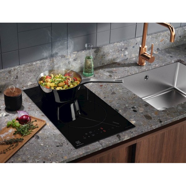 Vgradna plošča Electrolux LIT30231C, indukcija, 30 cm Vgradna plošča Electrolux LIT30231C, indukcija, 30 cm
