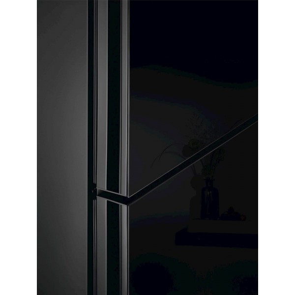 Hladilnik kombiniran Electrolux LNT7ME36K2, črn steklena fronta