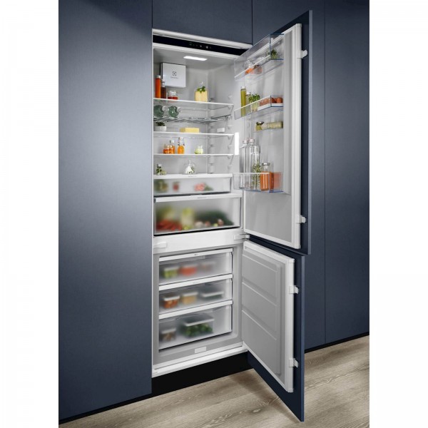 Vgradni kom. hladilnik Electrolux ENG7TE75S, 70 cm Vgradni kom. hladilnik Electrolux ENG7TE75S, 70 cm