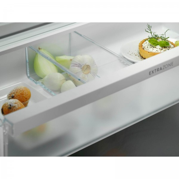Vgradni kom. hladilnik Electrolux ENG7TE75S, 70 cm Vgradni kom. hladilnik Electrolux ENG7TE75S, 70 cm
