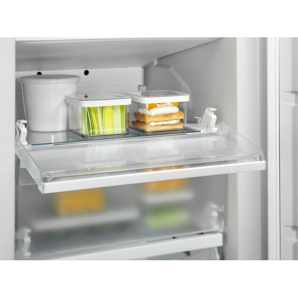 Vgradna zamrzovalna omara Electrolux EUN7NE18S, 177,2 cm