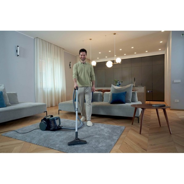 Sesalnik HOOVER HP210P 011, ciklon, 800 W + PET krtača