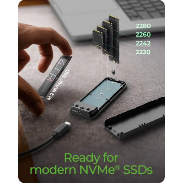 IcyBox E0019272 ohišje za M.2 NVMe SSD z vmesnikom USB-C 3.2 Gen 2 in RGB lučmi