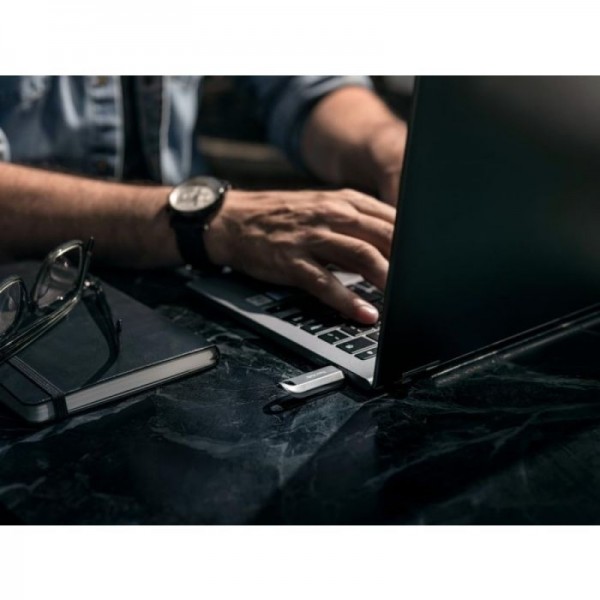 SanDisk 64GB USB Ultra Luxe Type-C 3.2 Gen 1