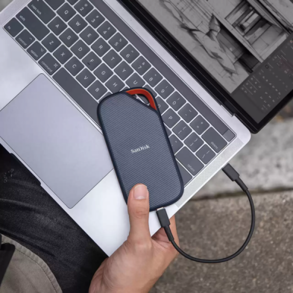 SanDisk 2TB Extreme PRO USB-C NVMe USB 4 zunanji SSD disk