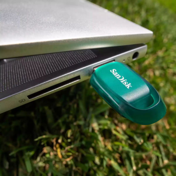 SanDisk 128GB Ultra Eco USB-A 3.2 USB ključ