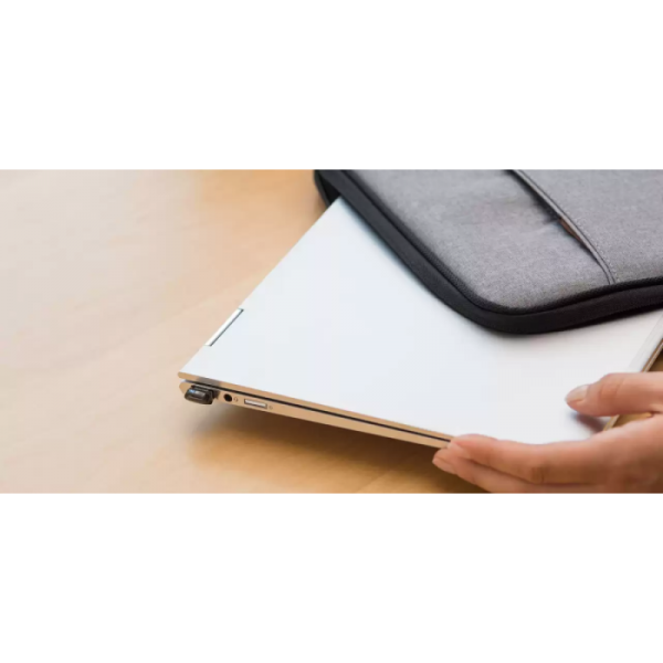 SanDisk 32GB Ultra Fit USB-A 3.2 Gen 1 USB ključ