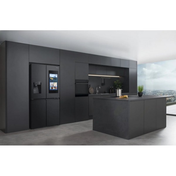 Hisense 4-vratni hladilnik RQ760N4IFE H:345L, Z:188L,1785x914x725mm, črn Hisense 4-vratni hladilnik RQ760N4IFE H:345L, Z:188L,1785x914x725mm, črn