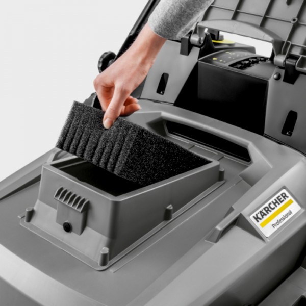 Karcher PROFI pometač KM 70/25 C Bp 2SB 1.517-230.0