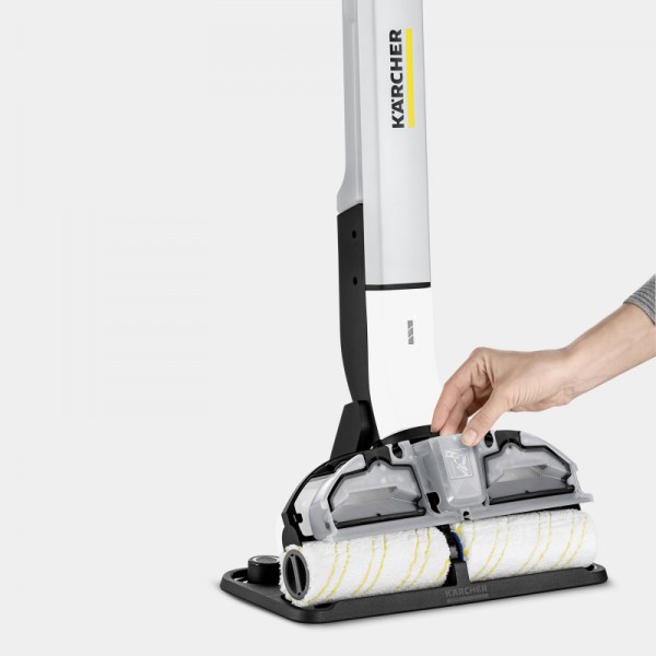 Karcher čistilec tal EWM 2 1.056-310.0