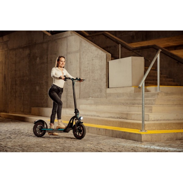 LAMAX elander električni skiro