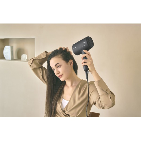 Panasonic sušilnik las EH-NA0J-N825 Panasonic sušilnik las EH-NA0J-N825