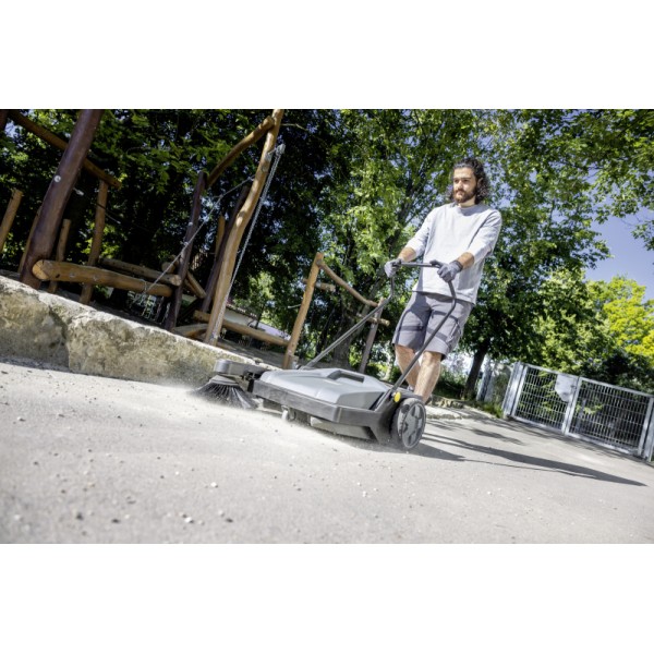 Karcher PROFI pometač KM 70/15 C Classic 1.517-111.0