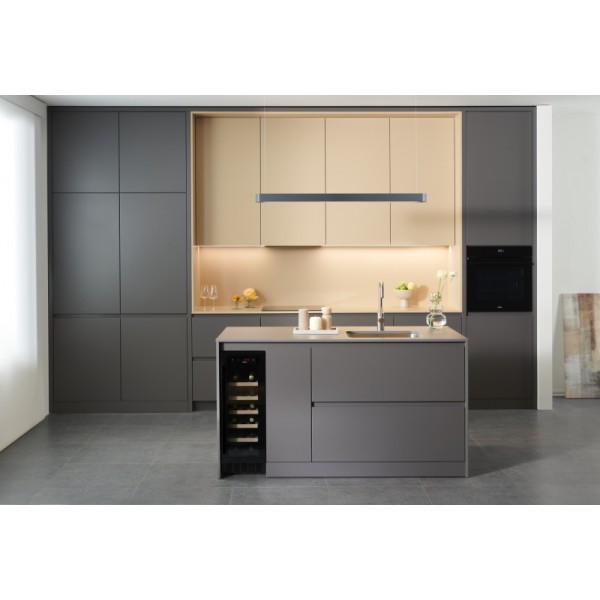 AMICA vinska vitrina WCF1K30B20.1 [G, 20 steklenic, 1 cona, 30cm]