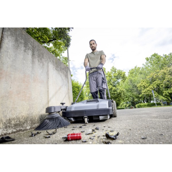 Karcher PROFI pometač KM 70/15 C Classic 1.517-111.0 Karcher PROFI pometač KM 70/15 C Classic 1.517-111.0