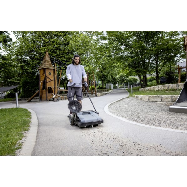 Karcher PROFI pometač KM 70/15 C Classic 1.517-111.0 Karcher PROFI pometač KM 70/15 C Classic 1.517-111.0