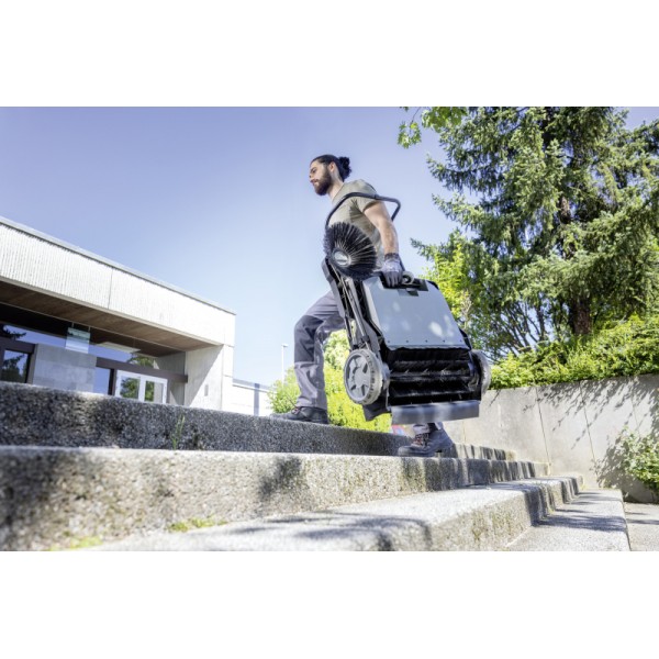 Karcher PROFI pometač KM 70/15 C Classic 1.517-111.0 Karcher PROFI pometač KM 70/15 C Classic 1.517-111.0